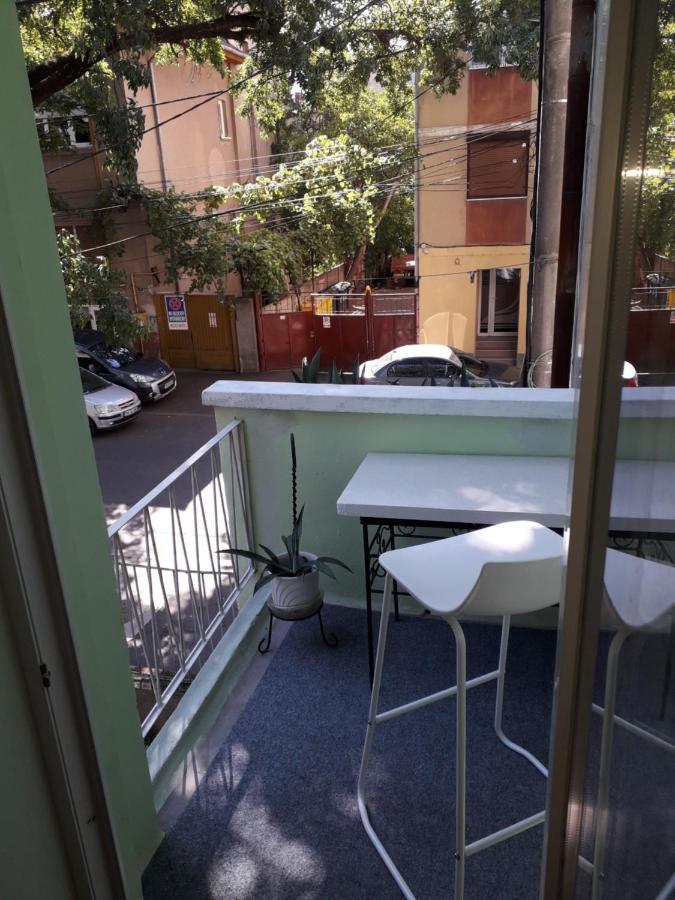 Cozy, Central 1-Bedroom Apartment In Timisoara, Romania Exterior foto